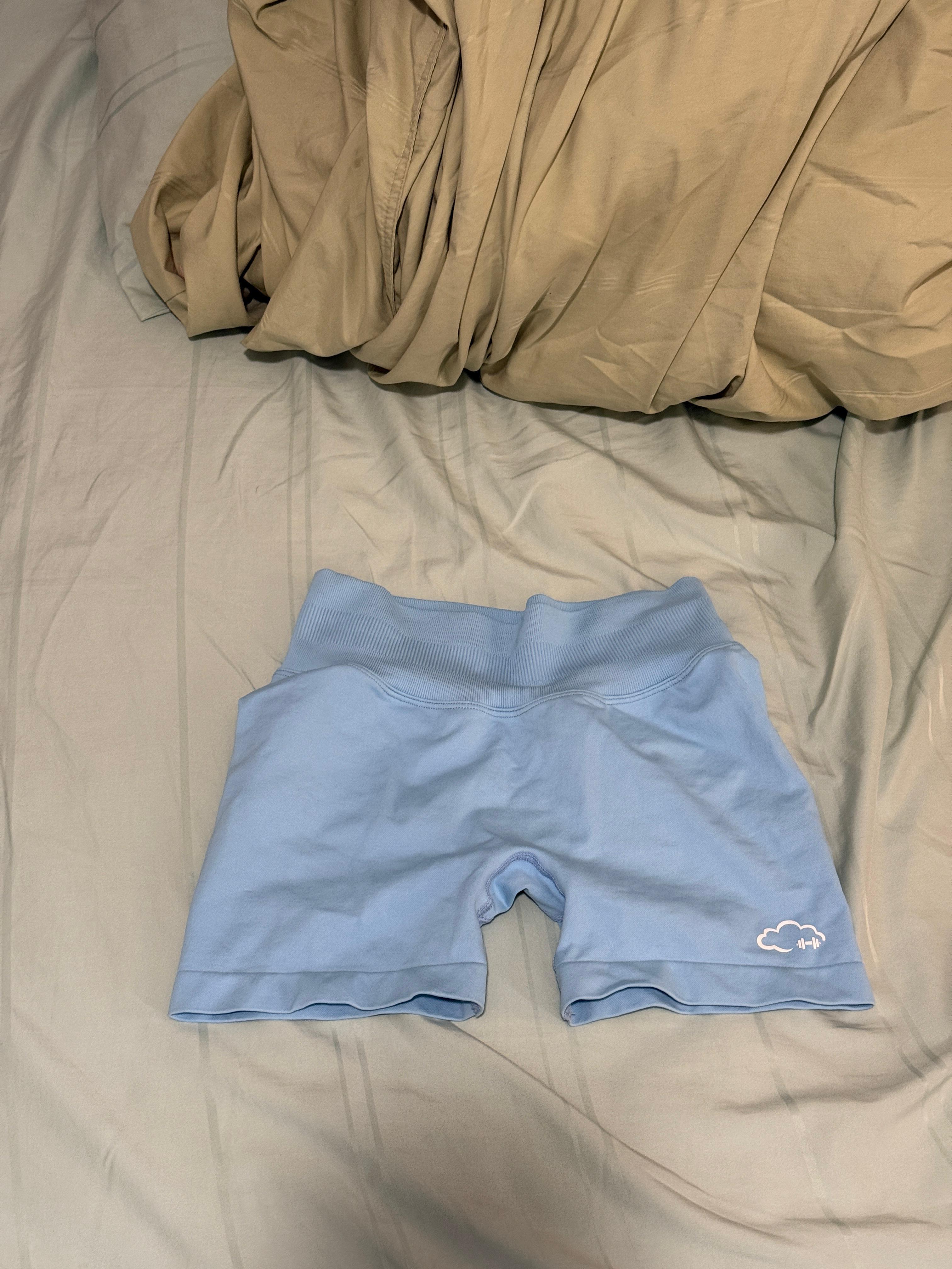 Cloud Activewear Seamless Shorts – Blue Pink