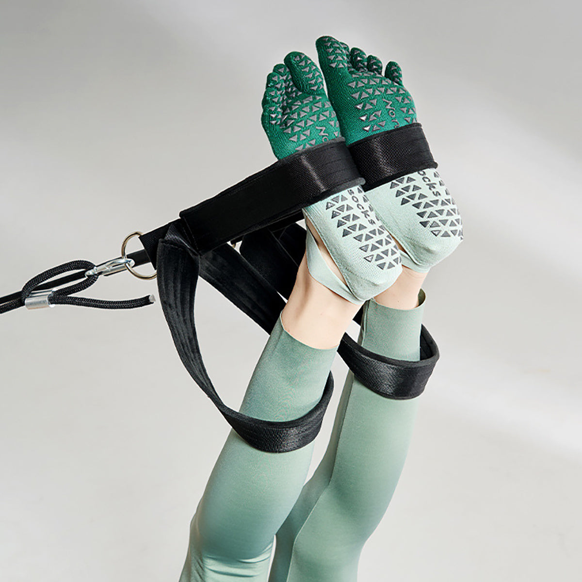 Non-Slip Yoga Socks with Grips for Women